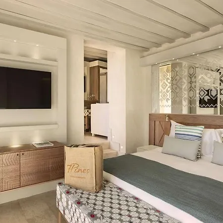 7pines Sardinia - A Destination By Hyatt Üdülőközpont 5*