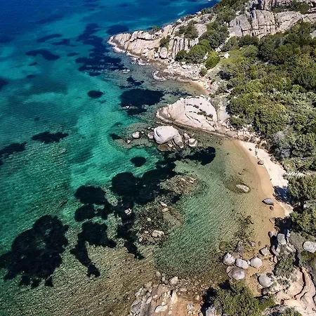 7pines Sardinia - A Destination By Hyatt Üdülőközpont 5*