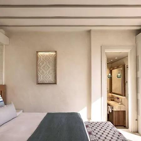 Station touristique 7pines Sardinia - A Destination By Hyatt 5*