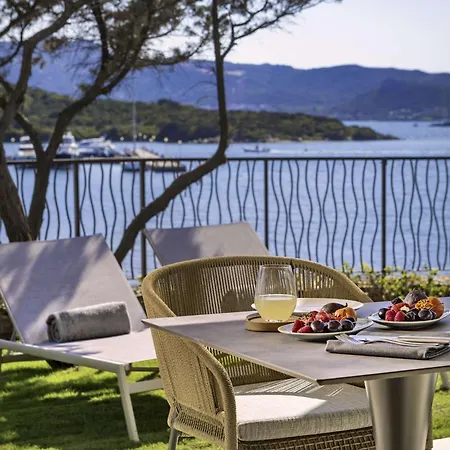 7pines Sardinia - A Destination By Hyatt Station touristique Baja Sardinia