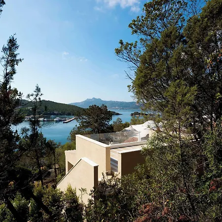 Station touristique 7pines Sardinia - A Destination By Hyatt