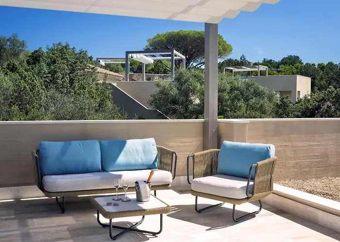 Station touristique 7pines Sardinia - A Destination By Hyatt