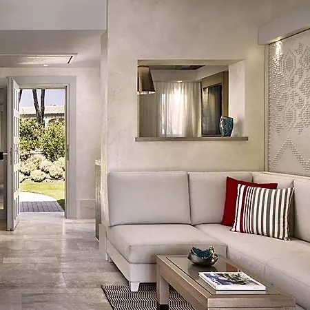 Resort 7pines Sardinia - A Destination By Hyatt Baja Sardinya
