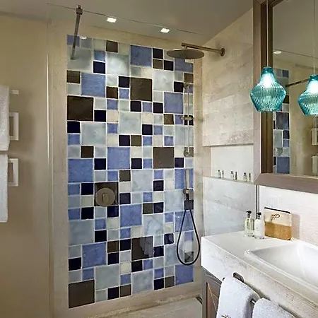 Resort 7pines Sardinia - A Destination By Hyatt Baja Sardinia