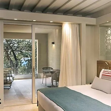 Resort 7pines Sardinia - A Destination By Hyatt 5*