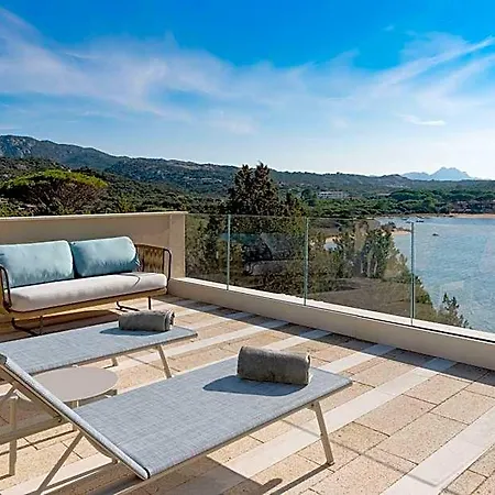 7pines Sardinia - A Destination By Hyatt 5* Baja Sardinya
