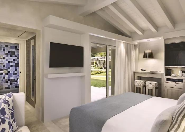 度假村 7pines Sardinia - A Destination By Hyatt 5*