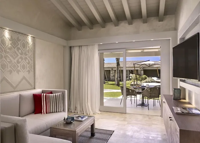 7pines Sardinia - A Destination By Hyatt 5*