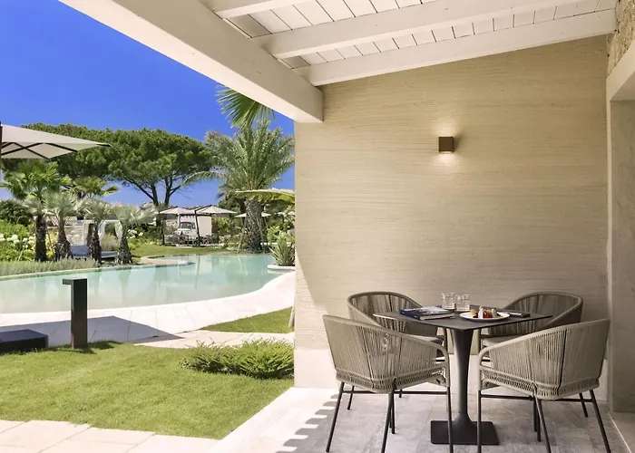 7pines Sardinia - A Destination By Hyatt 度假村 5*
