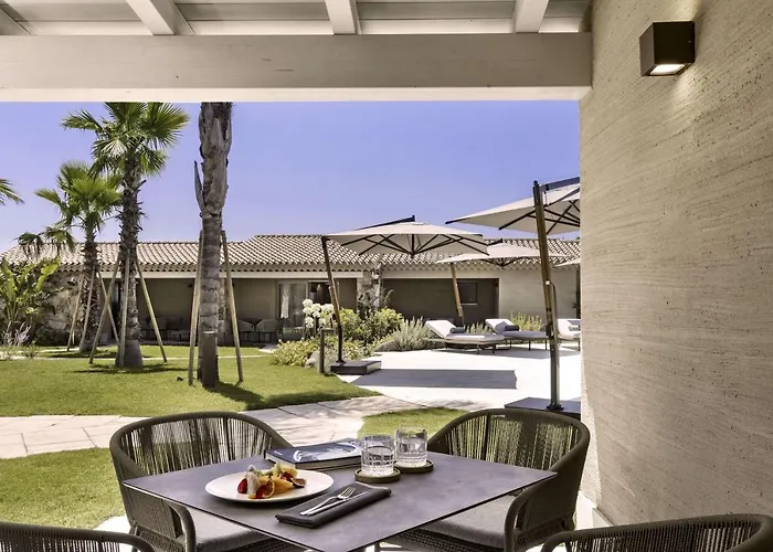 度假村 7pines Sardinia - A Destination By Hyatt 巴哈撒丁岛