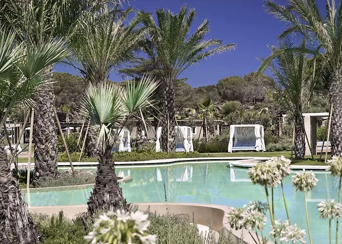 7pines Sardinia - A Destination By Hyatt 度假村 5*