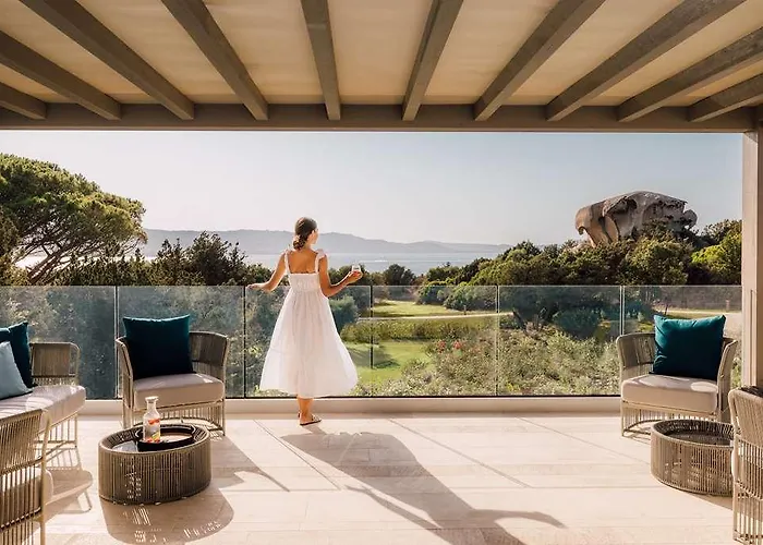 7pines Sardinia - A Destination By Hyatt 度假村 巴哈撒丁岛