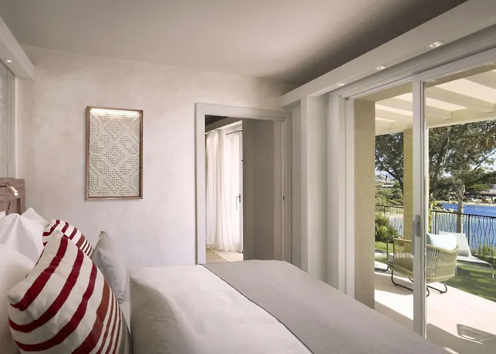 7pines Sardinia - A Destination By Hyatt 5* Baja Sardinia