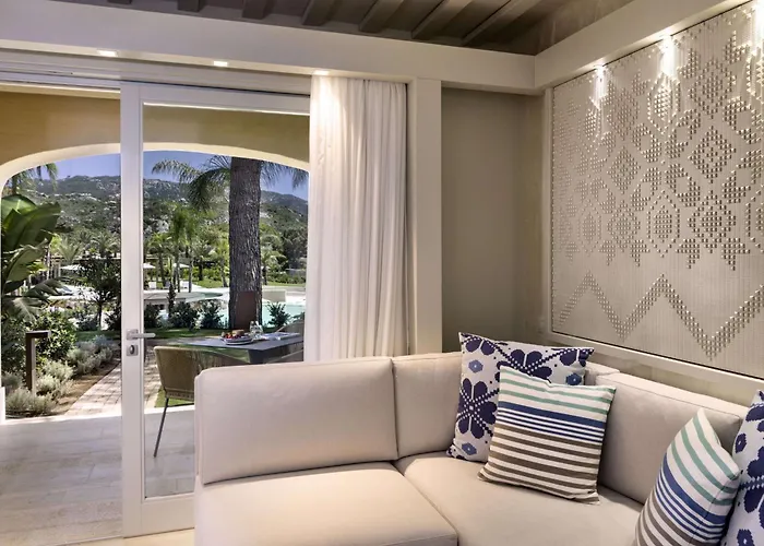 7pines Sardinia - A Destination By Hyatt 5* バージャ・サルディニア