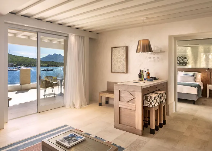 度假村 7pines Sardinia - A Destination By Hyatt 5*